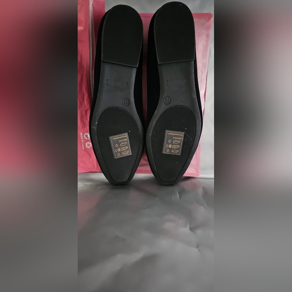 Shein flats size 11 - Picture 2 of 4